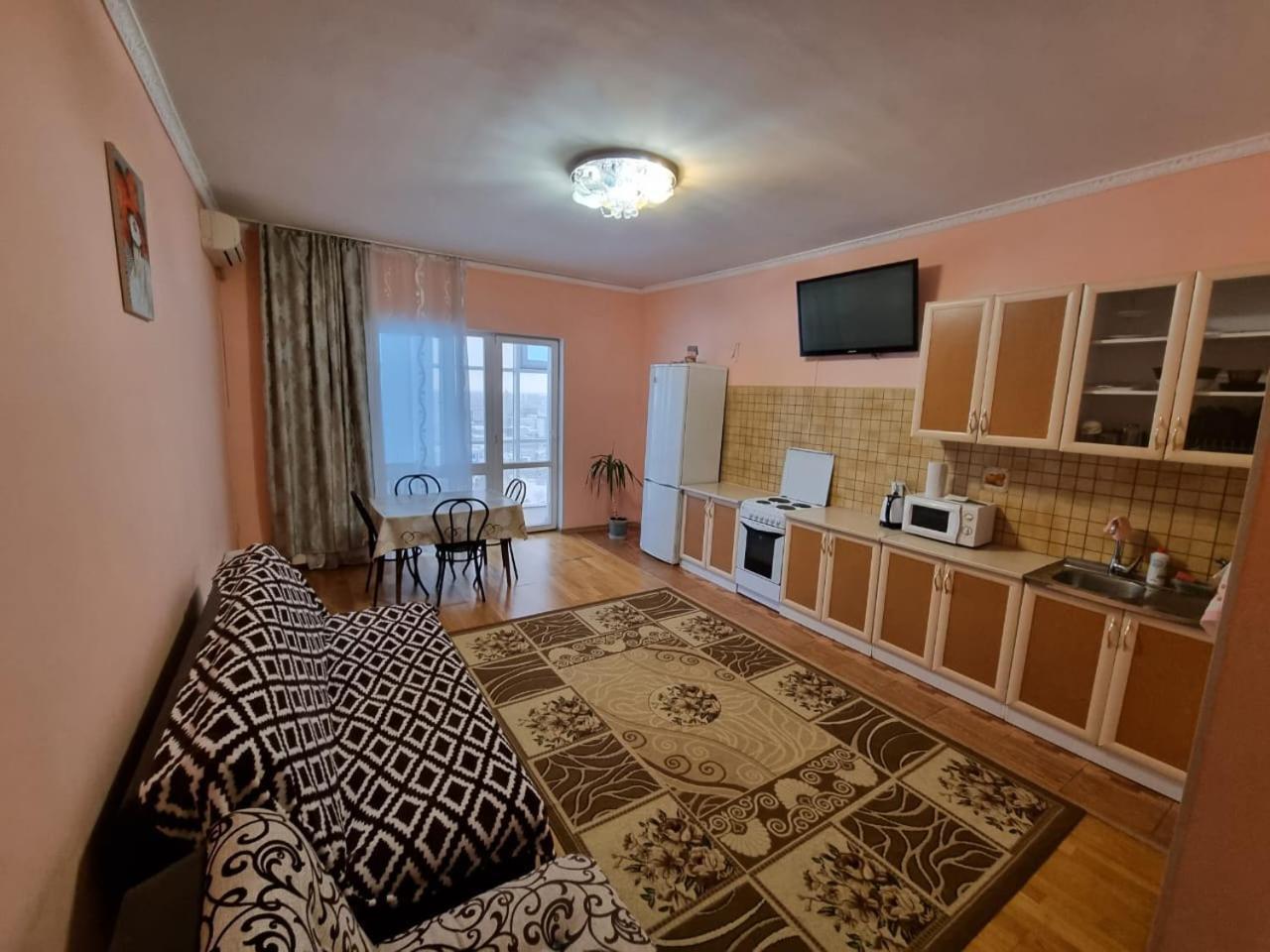 Апартаменты На Набережной С Панорамным Видом На 39 Этаже Astana Zimmer foto