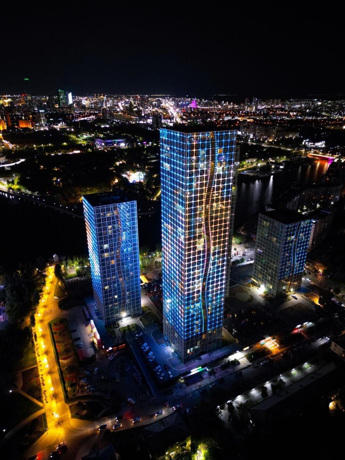 Апартаменты На Набережной С Панорамным Видом На 39 Этаже Astana Exterior foto